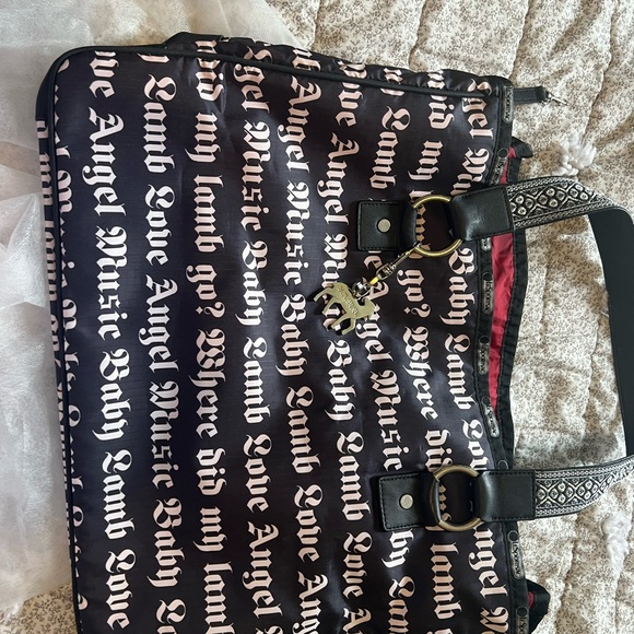 L.A.M.B. Gwen Stefani Lesportsac Tote Bag with Charm - Picture 7 of 7